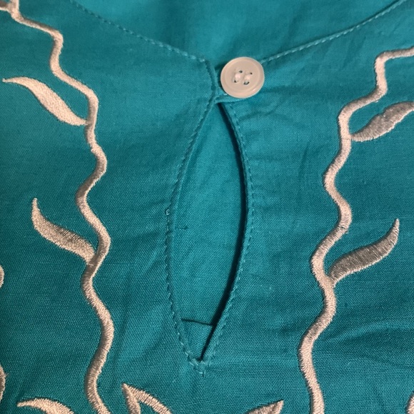 Collections Boho Embroidered Blouse NWOT - Picture 6 of 6